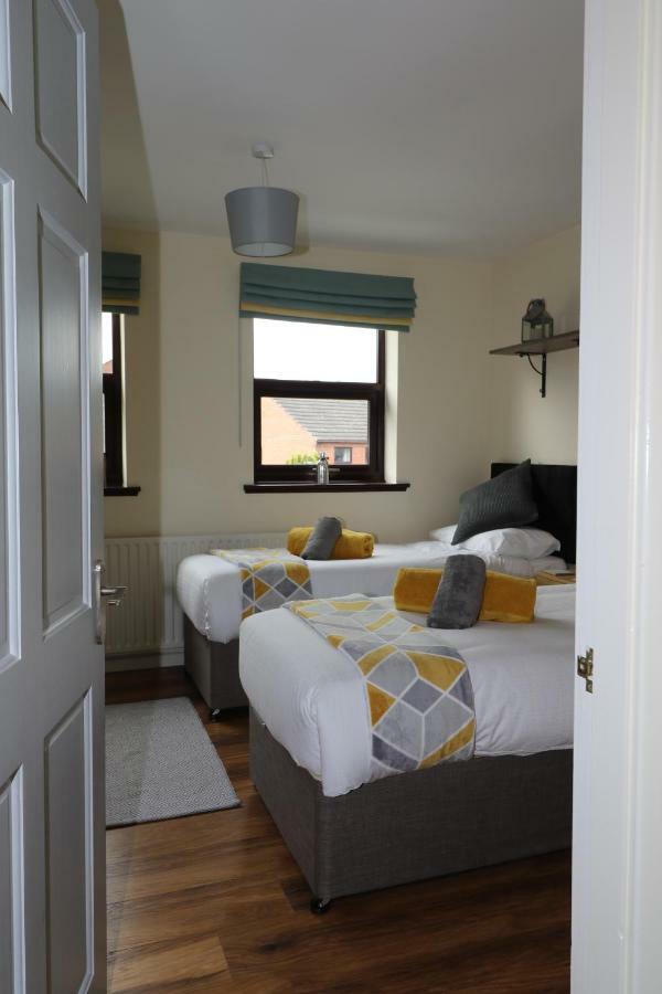 Peartree - *